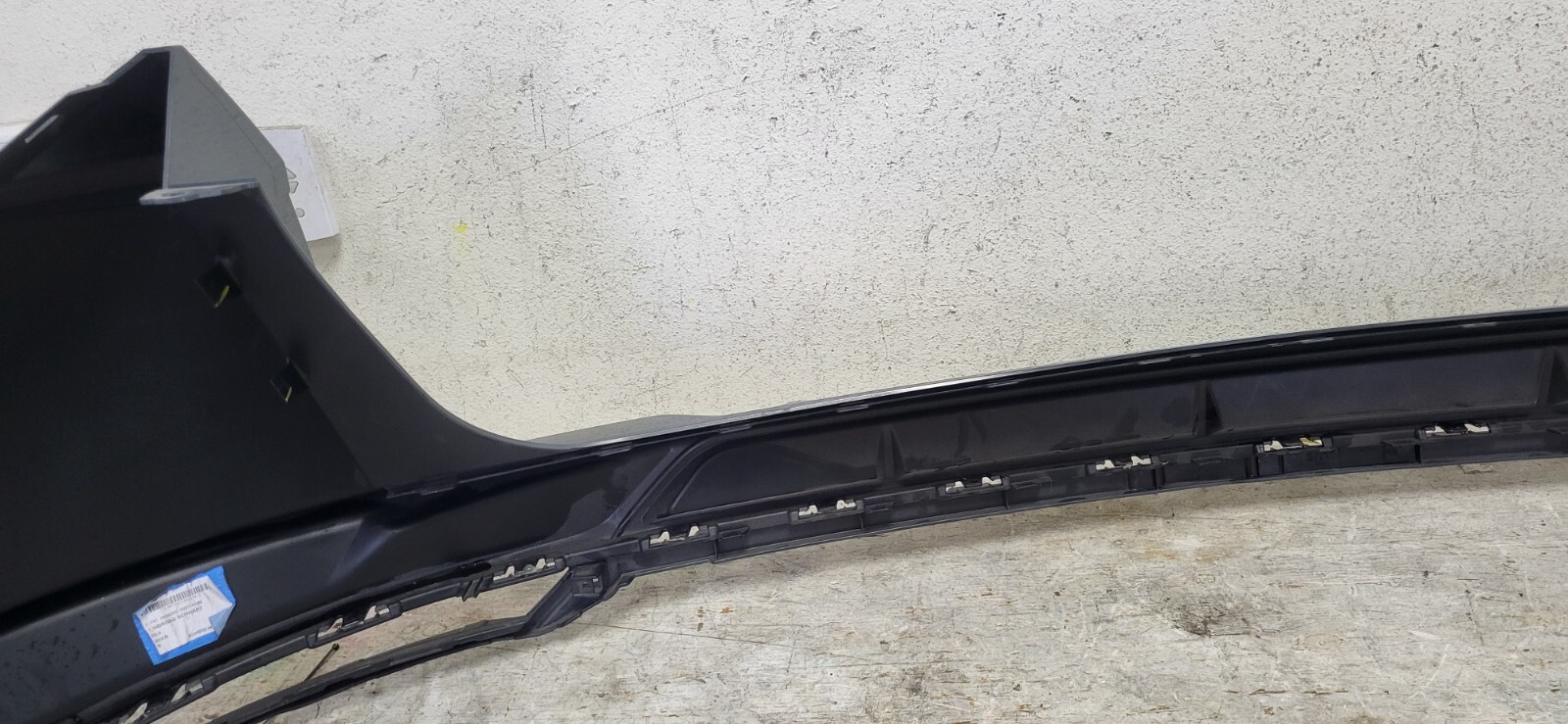 2019-2023 LAMBORGHINI URUS REAR BUMPER OEM USED *DC7020