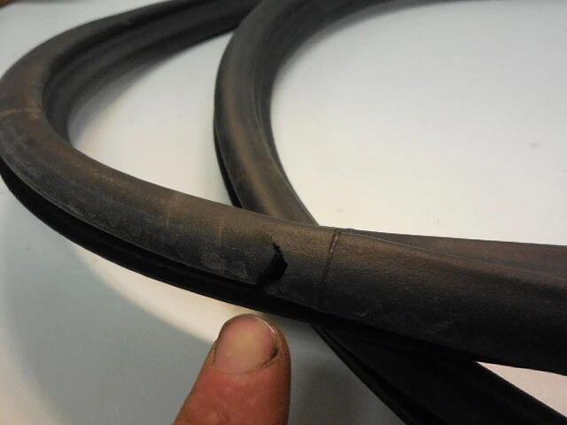 03-07 Saab 9-3 Aero delantero derecho pasajero tira climática puerta junta goma Foto 2 de 4