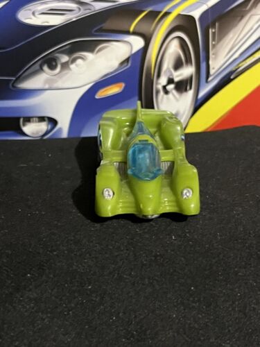 Hot Wheels Power Pistons 1:64 Diecast Green #8 USED NM Condition - Picture 2 of 8