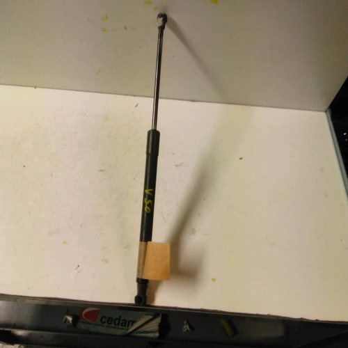 left door shock absorber for Volvo V50 1.6 DRIVe SW 20042012 31276851