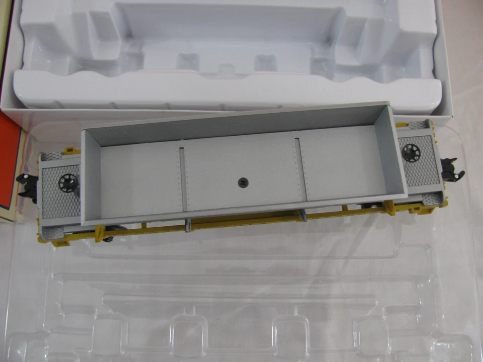 Lionel Trains O Gauge Pennsylvania Flyer Operating Freight Expansion Pack #30037 - Image 3 of 4