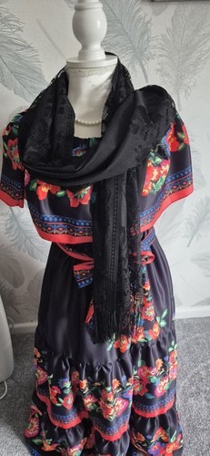 Ladies Mexican Dress And Accessories - Picture 4 of 6