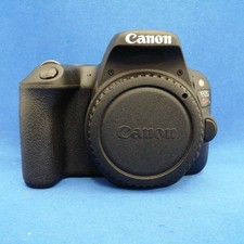 Canon EOS Kiss X9 DSLR Camera Double Zoom Kit, 24MP, EF Mount, Used