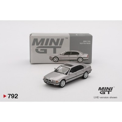 Mini GT - BMW 750IL Aspen Silver Metallic - MGT00792 (LHD)