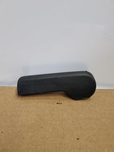 1J1823533C Original VW Passat B6 3C Motorhaubenentriegelung Griff