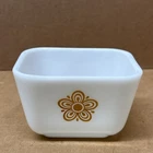 Vintage Pyrex BUTTERFLY GOLD Refrigerator #501 Glass 1-1/2 Cup Dish - NO LID
