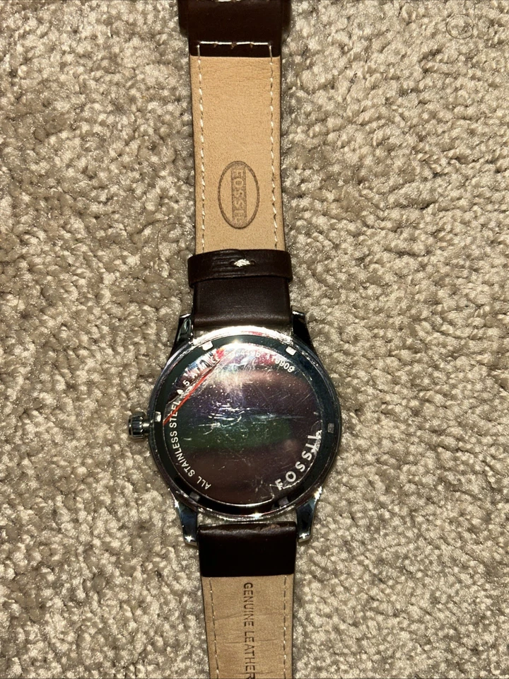 Reloj Fossil - Correa de cuero genuino Foto 2 de 3