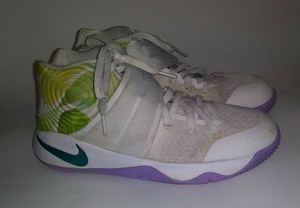 kyrie 2 womens white