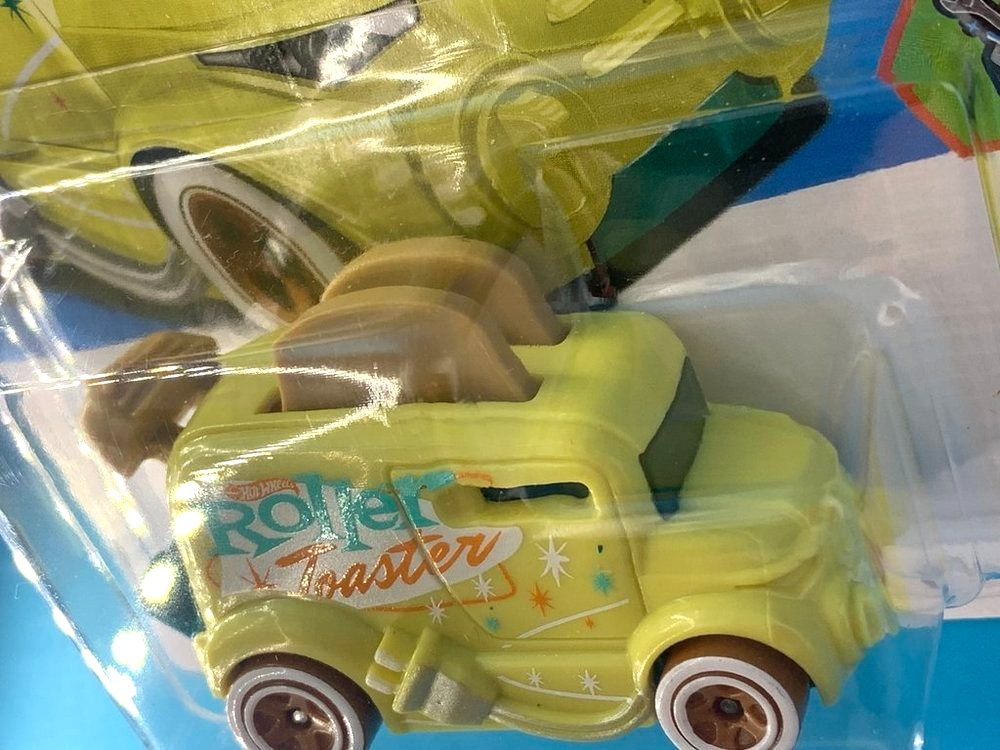 HOT WHEELS 2026 ROLLER TOASTER BUTTER 39/250 JJJ10 EXPERIMOTORS R
