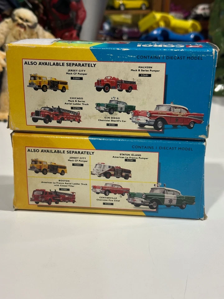 Vintage Corgi Chevrolet Fire Chief 51201 / Sheriff's Car 51301  1/43 Scale - Image 4 of 4