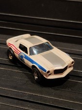 Vintage AURORA AFX Camaro Z28 6 Red/White/Blue HO Slot Car 1901 Lot G