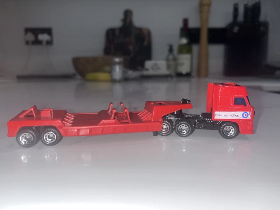Vintage Matchbox Convoy CY-108 DAF 3300 Space Cab Air Force Aircraft Transporter - Image 2 of 4