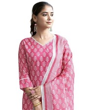 Women's Rayon Blend Floral Printed Straight Kurta Pant with Dupatta Set