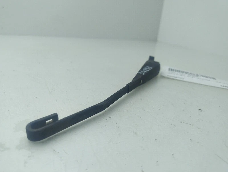 B22H67421 brazo del limpia trasero para MAZDA 323 F VI 1.6 1998 8666400 - Imagen 2 de 4