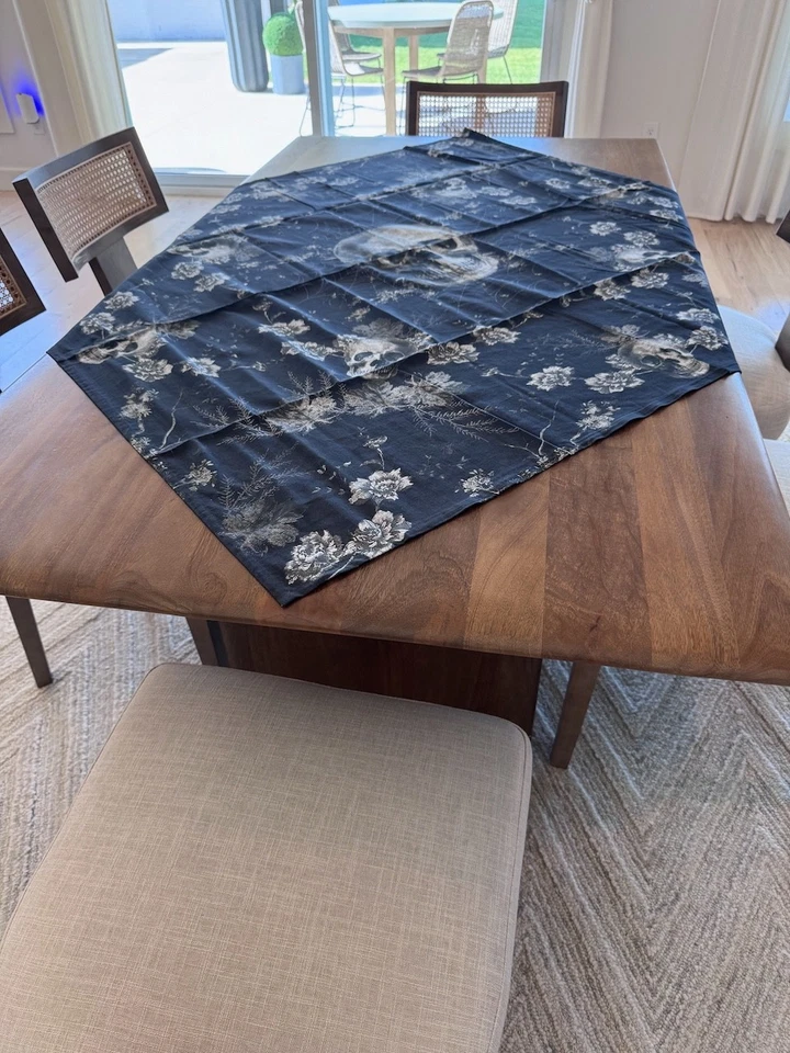 Pottery Barn Skull Toile Organic Cotton Table Throw 50"x50" MSRP $99 - Image 2 of 4