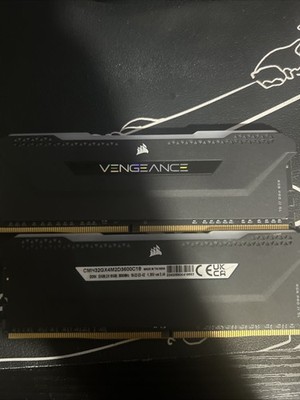 Corsair Vengeance  32GB (2x16GB) RAM DDR4 3600MHz CMW32GX4M2D3600C18