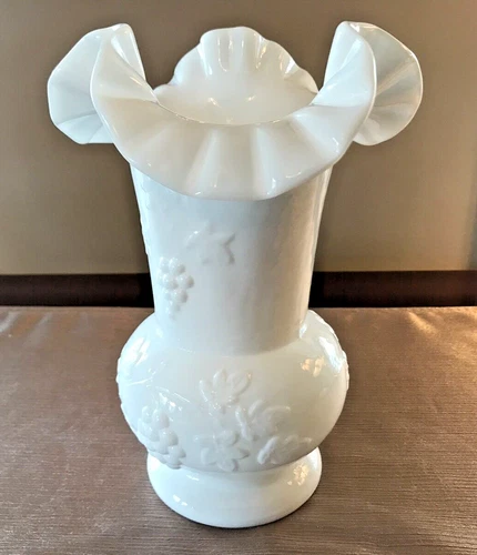 Vintage Heavy Milk Glass Embossed Ruffled Rim Vase 9" Grape Harvest Unmarked VTG