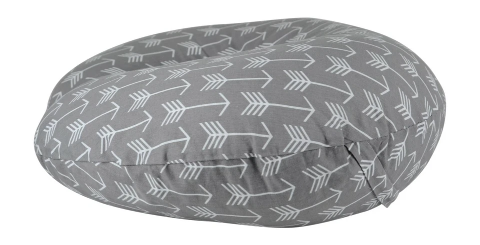 Capa de travesseiro de enfermagem de algodão | Estampa de flecha cinza | Presente para chá de bebê Adorology - Imagem 3 de 4