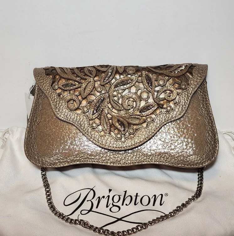 BOLSO DE HOMBRO BRIGHTON PERLITA CATCH THE MOON CON APLIQUES DE CUERO ADORNADO 3D $290