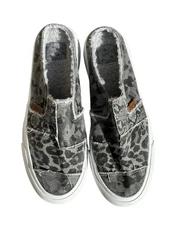 Blowfish Malibu Moki SHR Women's Slip On Dark Grey-Peppercorn-Kitty-Multi Size 7