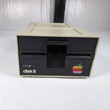 Vintage Apple Disk II 5.25" Floppy Disk Drive Model A2M0003 Untested