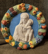 VINTAGE Italian Madonna Baby Jesus Ceramic Wreath Wall Decor 6.5"