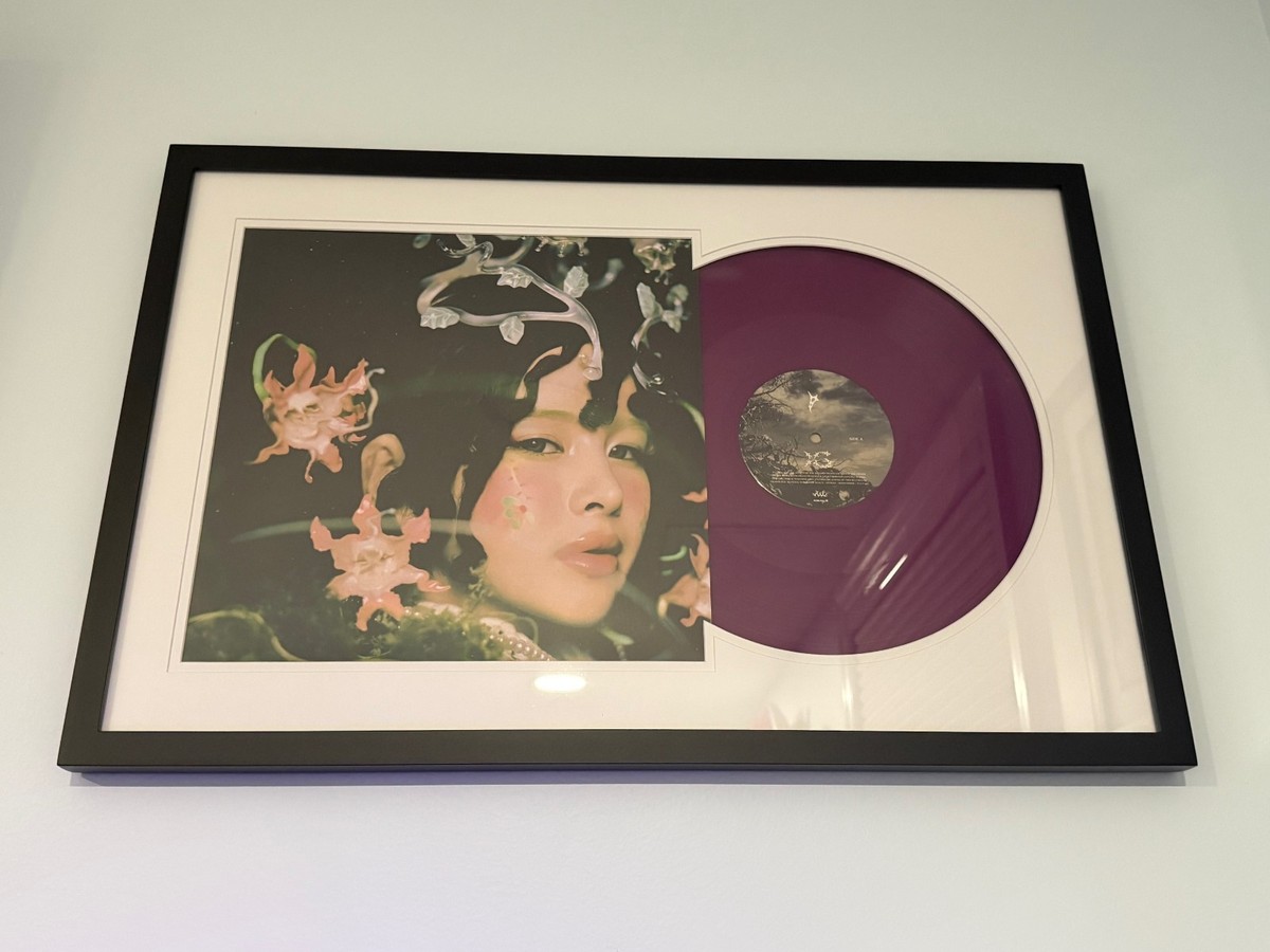 m*u様 XG / AWE Vinyl LP The first HOWL Ed m*u様 XG / AWE Vinyl LP The first HOWL Ed AWE - XG ver. - (The