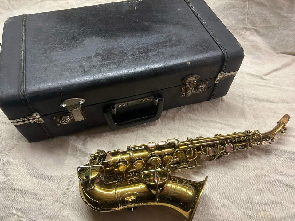 Saxofón soprano curvo Carl Fisher de Pan American, laca original, ¡bonito! Foto 3 de 4