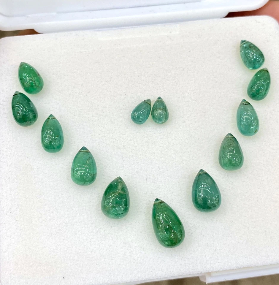 Juego de diseño gotas esmeralda zambiana. Pares de esmeraldas naturales de 33,46 quilates para collar. Foto 4 de 4