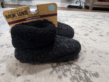The Original Muk Luks Black Bootie Slippers Womens Size Small 5-6