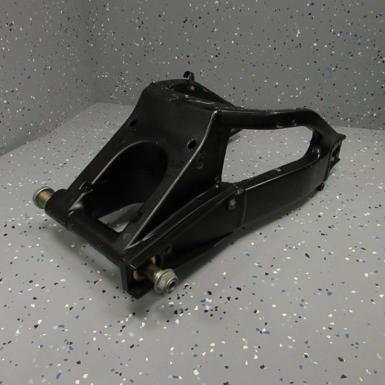 Rear Swingarm Assy 0506 GSXR1000 Back Swing Arm *STRAIGHT! GSXR 1000