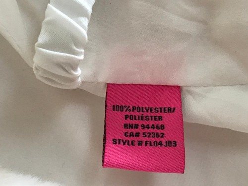 Girl's White Faux Fur Cape ~ BETSEY JOHNSON Fluffy Soft Shrug ~ Size Small - Picture 7 of 8