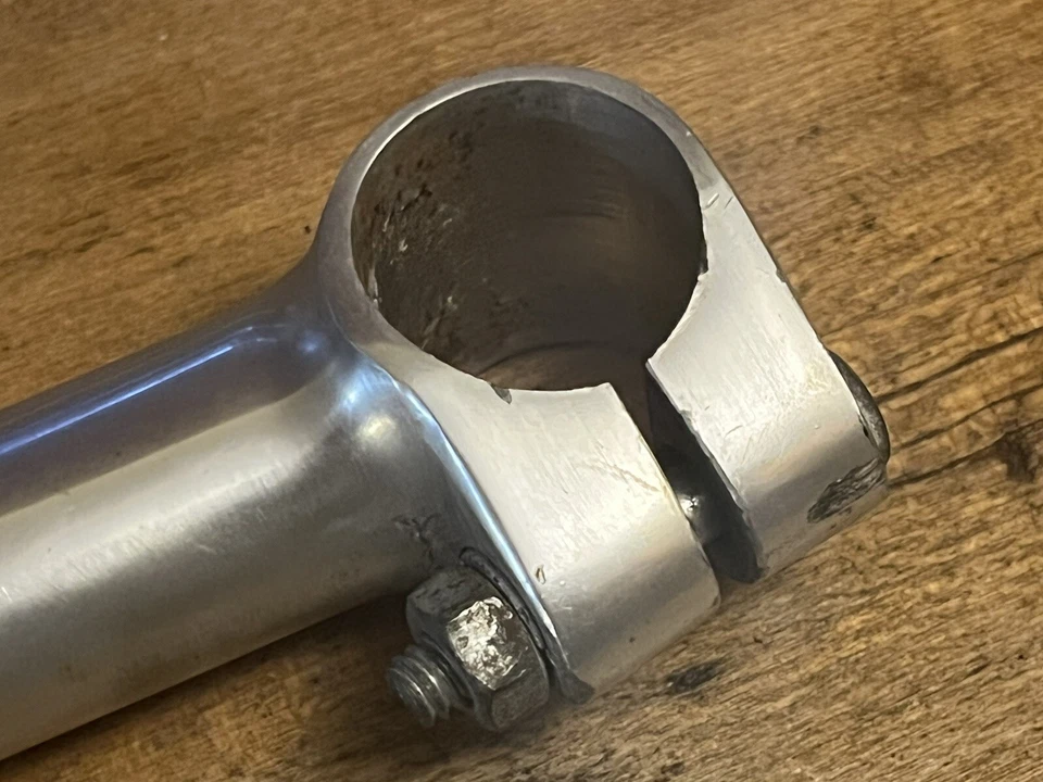 Basso de estrada vintage Cinelli 1A haste 115 mm 26,4 22,2 feito na Itália anos 80 anos 90 - Imagem 4 de 4