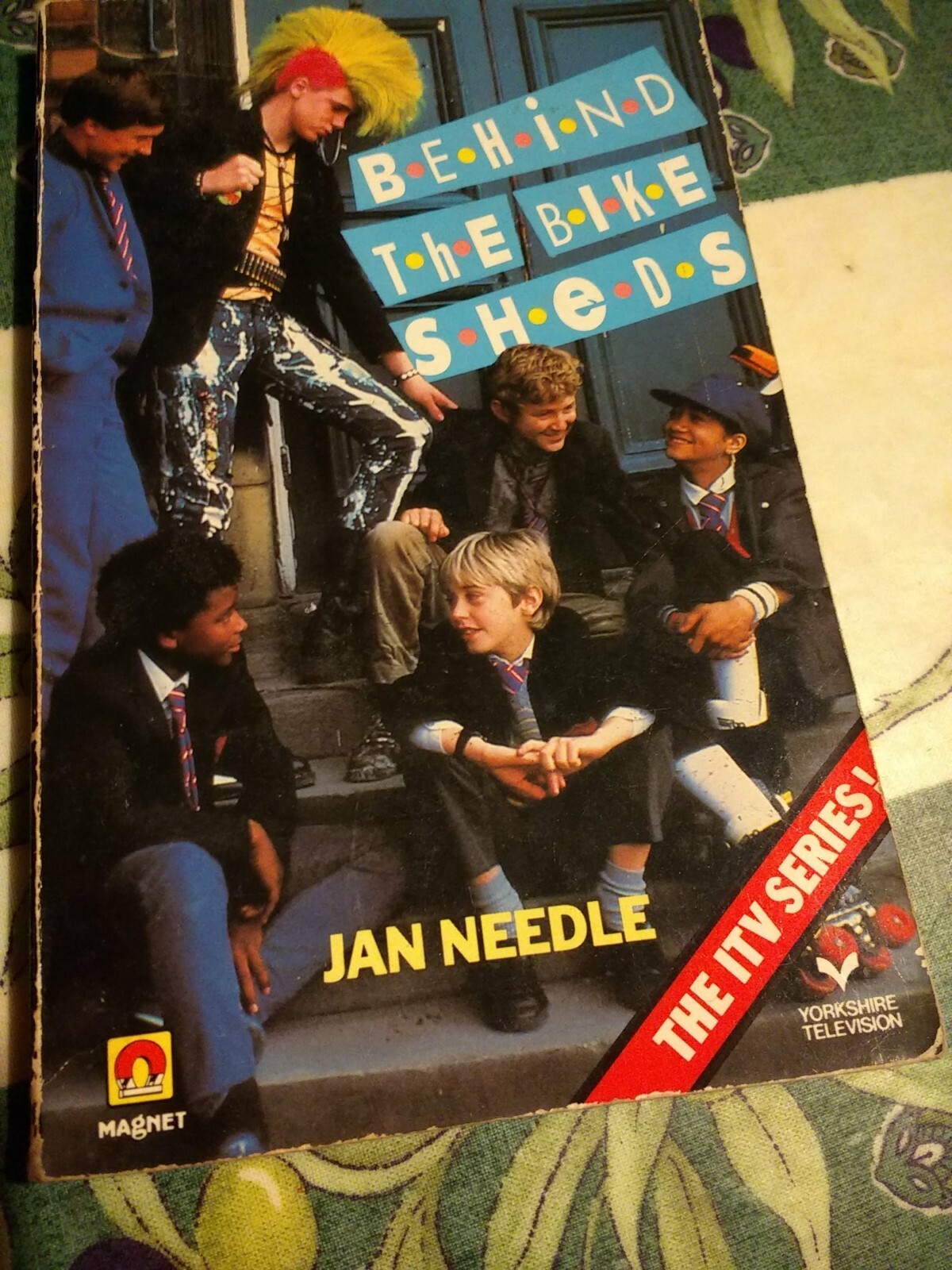 Behind the Bike Sheds by Jan Needle, Vintage 1985 New Unread 1st Edition