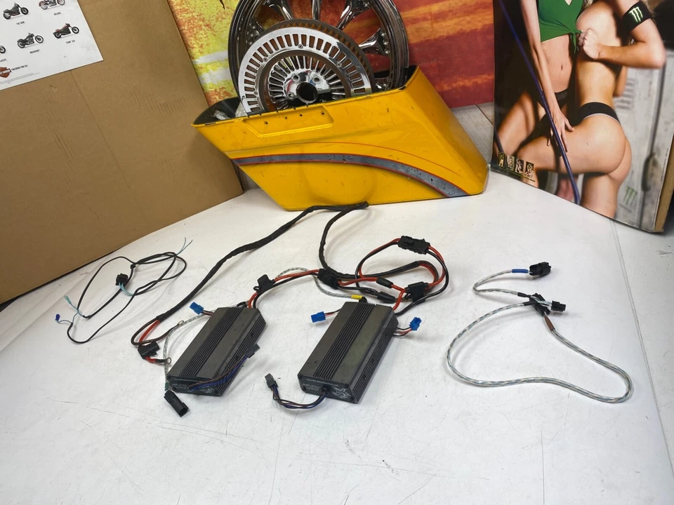 🔥Kit WBA Ultra con Amplificadores Duales 600W Para Harley Touring🔥 Foto 3 de 4