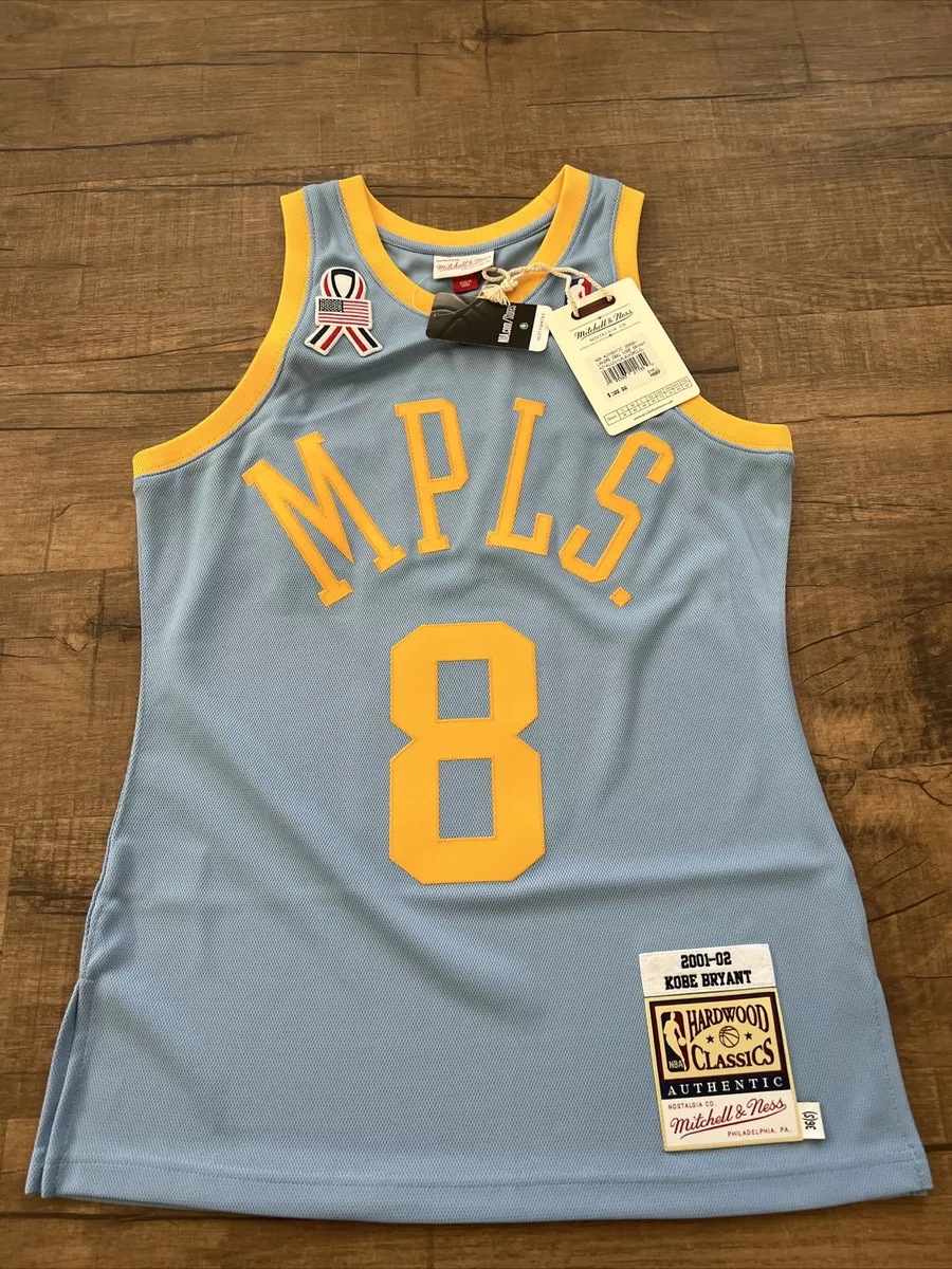 Men's Los Angeles Lakers Kobe Bryant Mitchell & Ness Light Blue