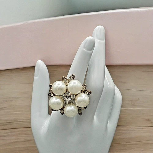 Vintage Pearl Ring Cocktail Statement Glass Rhinestone Costume Jewelry Sz 7