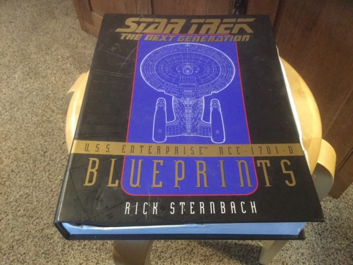 Pre Owned BLUEPRINTS: STAR TREK: NEXT GENERATION NCC-1701-D