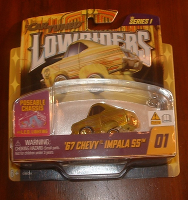 Car Tuned Lowriders '67 Chevy Impala SS #01 Series 1 With Poseable