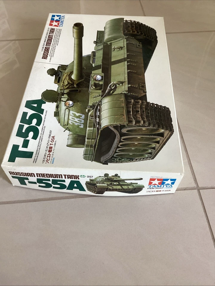 TAMIYA 35257-T-55A Russian Medium Tank-scala 1:35 - Immagine 2 di 4