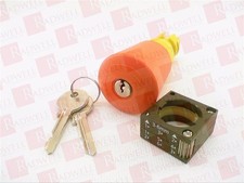 SIEMENS 3SB3000-1KA20 / 3SB30001KA20 (NEW IN BOX)