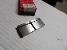 STARRETT  #581 V,   V-Plate for #581 Grinding Vise.  Slightly Used