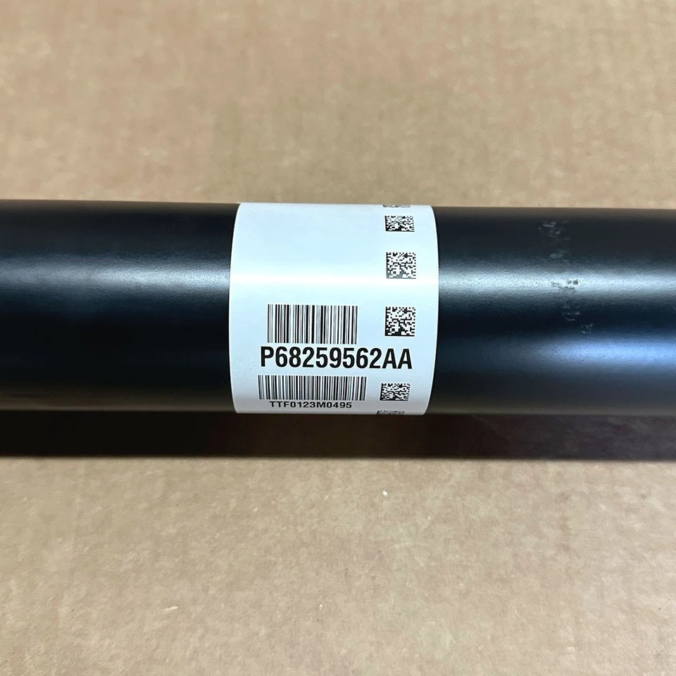 Eixo de transmissão novo fabricante de equipamento original 2020-2023 Ram 1500 - Mopar - 68259562AA - Imagem 4 de 4