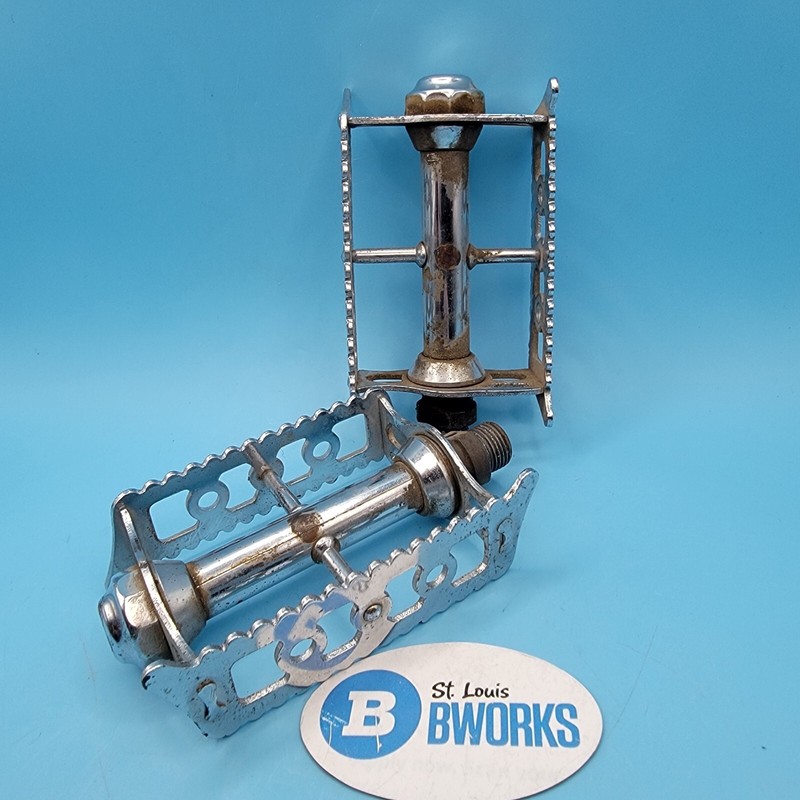 Vintage LYOTARD Bike Pedals Rat Rod Chopper Old School BMX 9/16" Chrome Steel a8