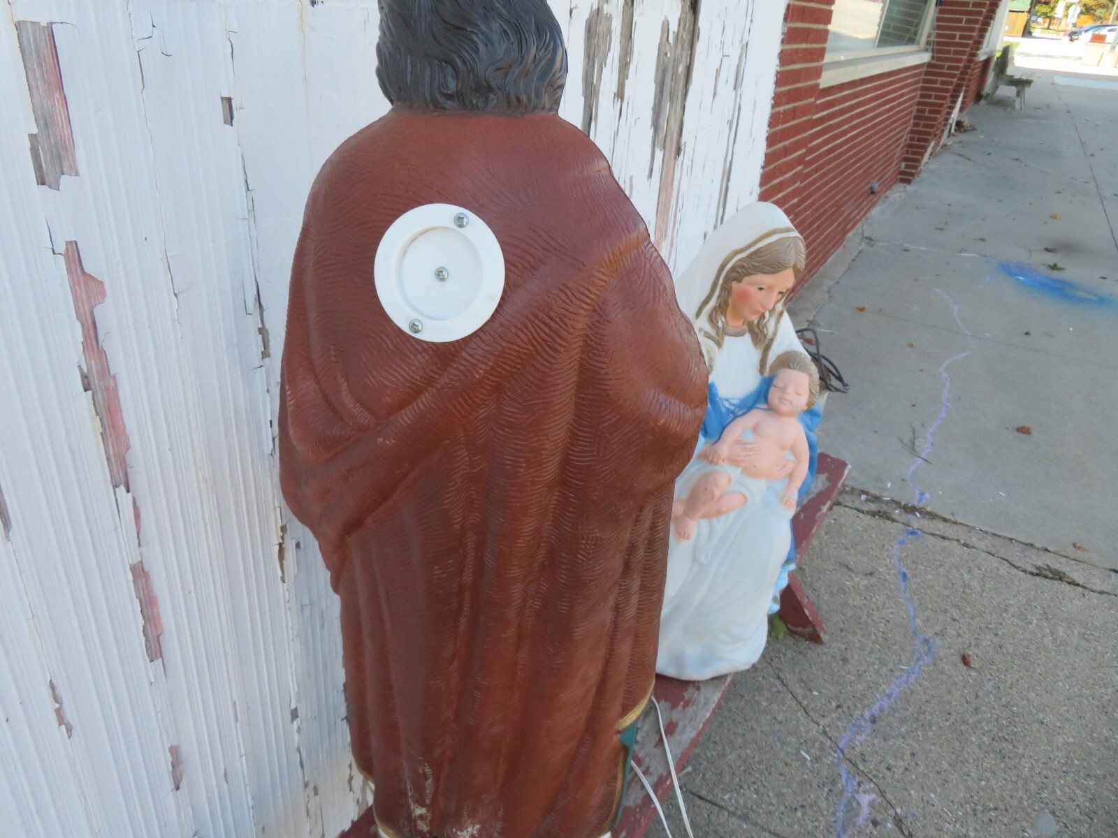 TPI blow mold Nativity Joseph 37" Mary and Jesus 25" lights up Yard set