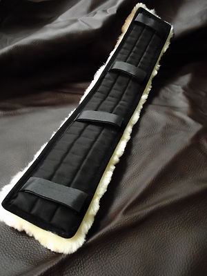 Echtes Lammfell Unterlage, Selet, Geschirr, Brustblatt 110 cm  - Lammfellschoner