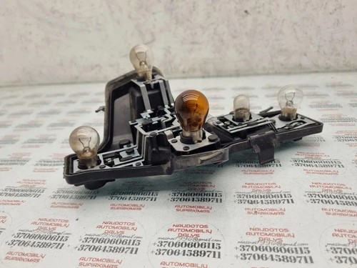 VW TOURAN 1T1, 1T2 Rücklichtkontakte 1T0945257D 2.00 Diesel 103kw 2006 31448148