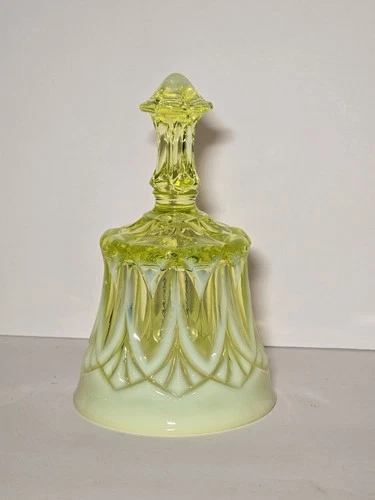 Vintage Fenton Vaseline Opalescent Topaz Bell 6.25" Whitton 9064 Glows