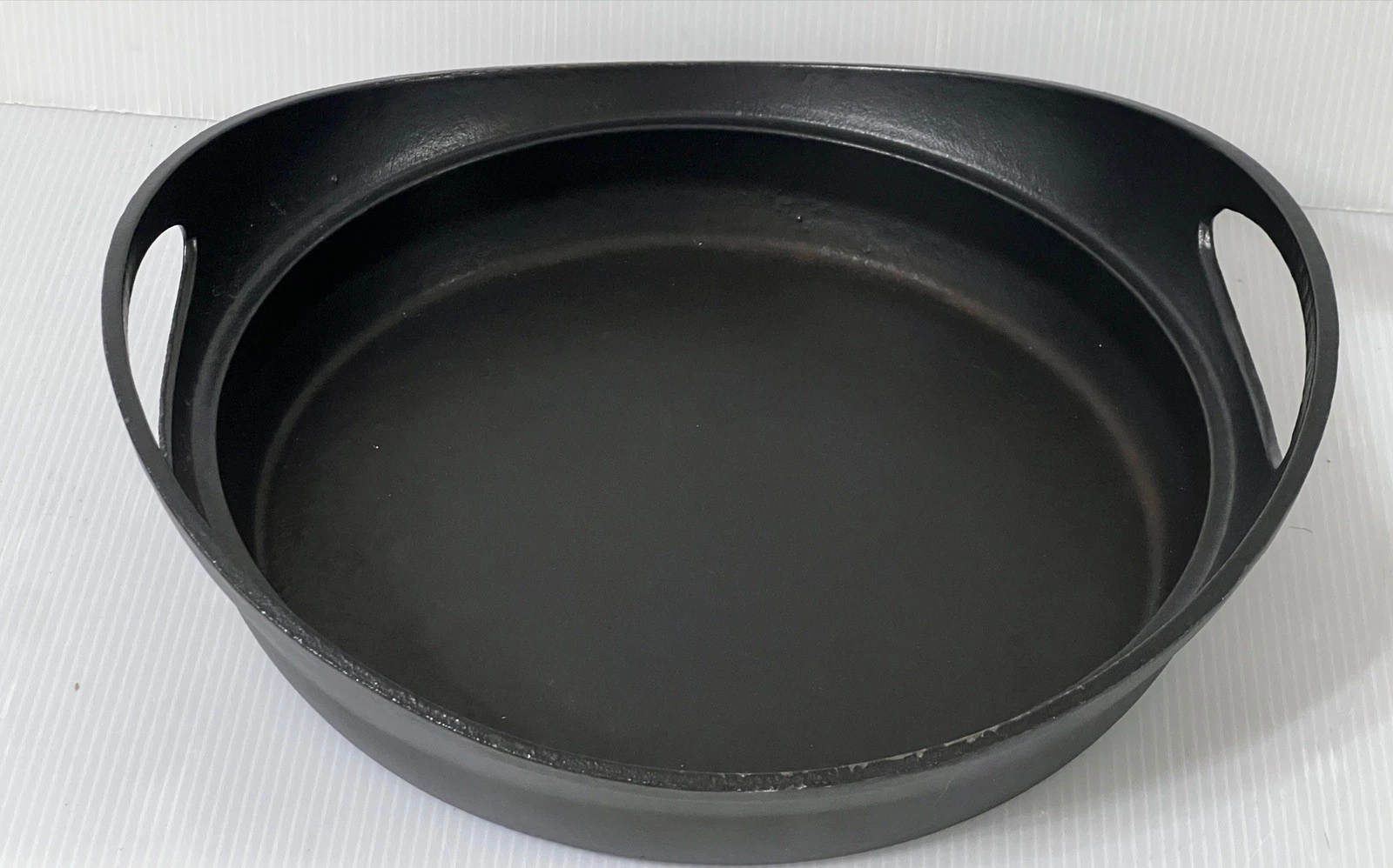 Burghoff Aruiga Large Double Handle Castiron Roaster Grilling pan