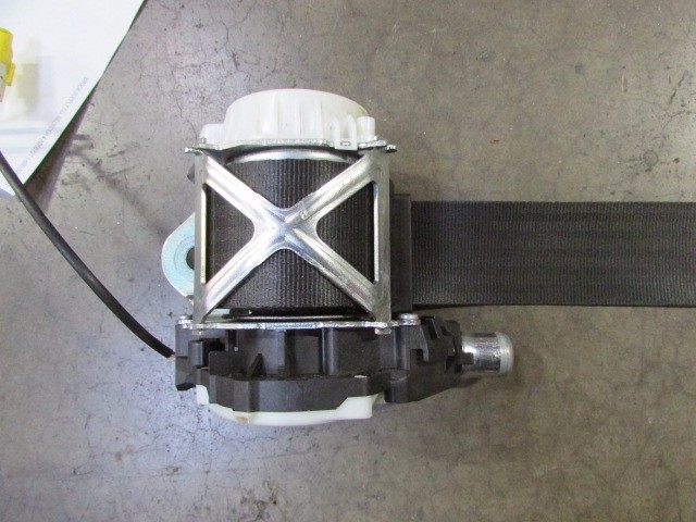 Maserati Granturismo, RH, Right Front Seat Belt, Black, Used, P/N 80311690